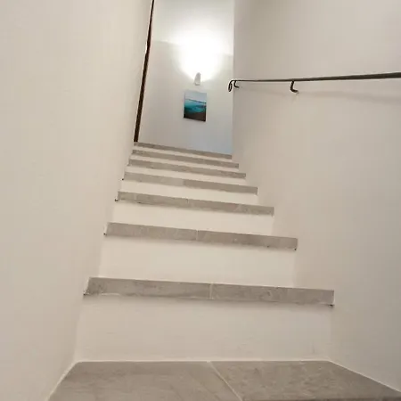 La Rocca 2 - Bookwedo Apartment *